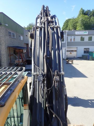 687538-56 Crawler excavator Volvo EC 220 DL -2013