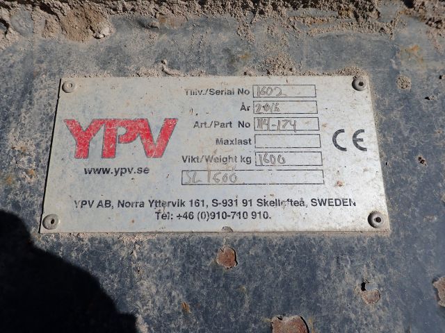 687538-72 Crawler excavator Volvo EC 220 DL -2013