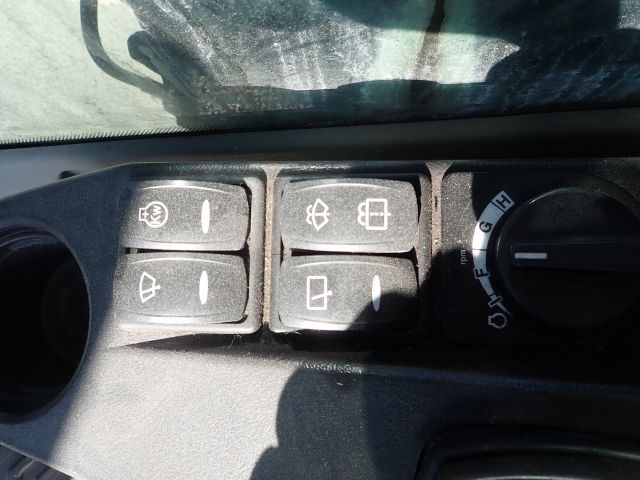 687538-98 Crawler excavator Volvo EC 220 DL -2013