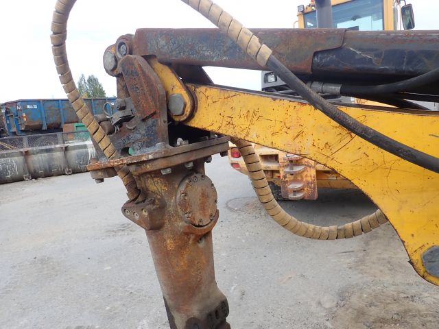 689580-20 Brokk 180