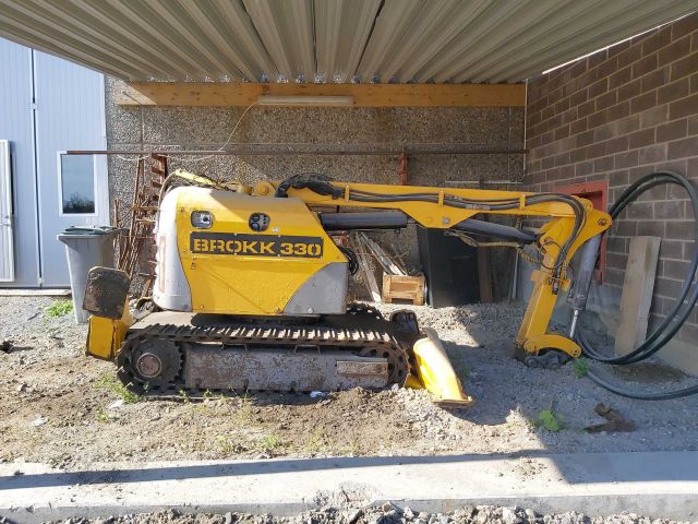 753904-1 Demolition robot Brokk 330