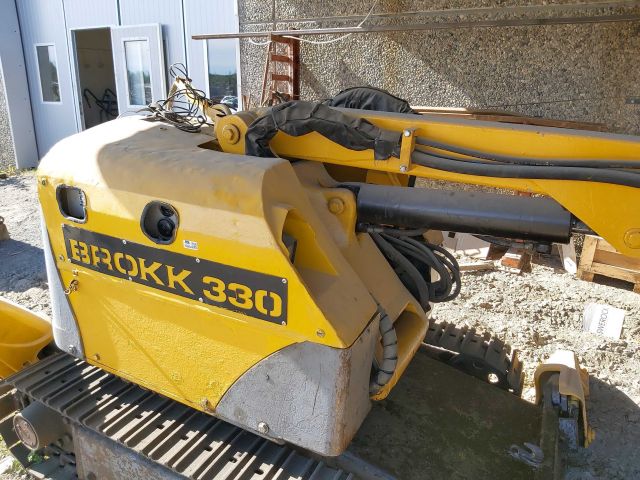 753904-17 Demolition robot Brokk 330