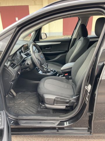 807272-24 BMW 218i Active Tourer Manual -2016 (136hp, 85671km)