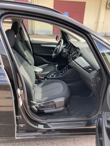 807272-28 BMW 218i Active Tourer Manual -2016 (136hp, 85671km)