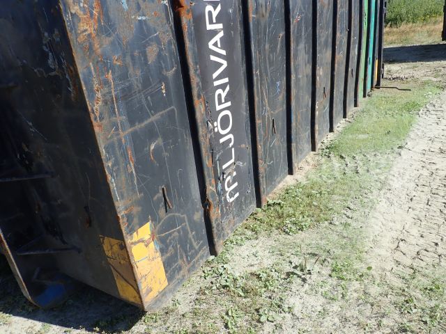 687559-13 Demountable container 30M2