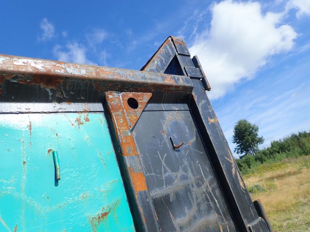 687559-17 Demountable container 30M2