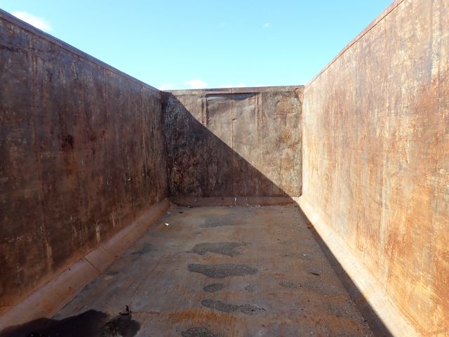 687559-27 Demountable container 30M2