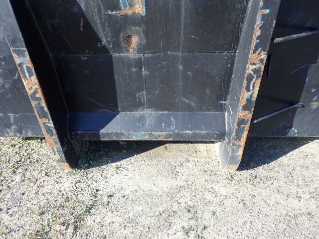 687550-11 Demountable container 30M2