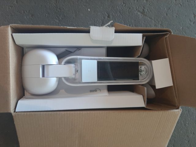 769146-2 Electric window awning Draper DC118W (ca110x70cm)