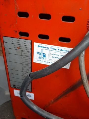 812463-8 Pallet truck with charger BT (Repair object)