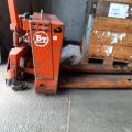 812463-10 Pallet truck with charger BT (Repair object)