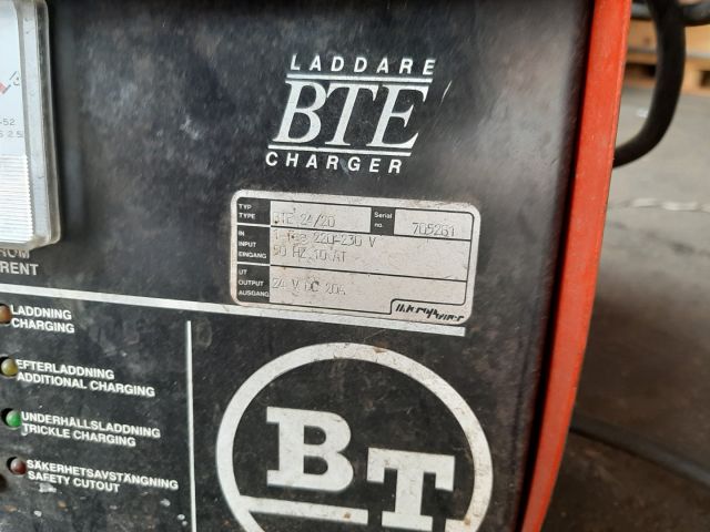 812463-18 Pallet truck with charger BT (Repair object)
