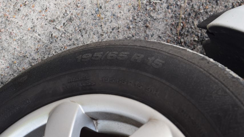 821255-20 KIA VENGA 1.4 EX VENGA, 2010, 89 hp