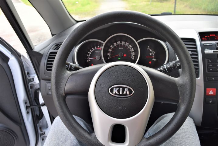 821255-28 KIA VENGA 1.4 EX VENGA, 2010, 89 hp