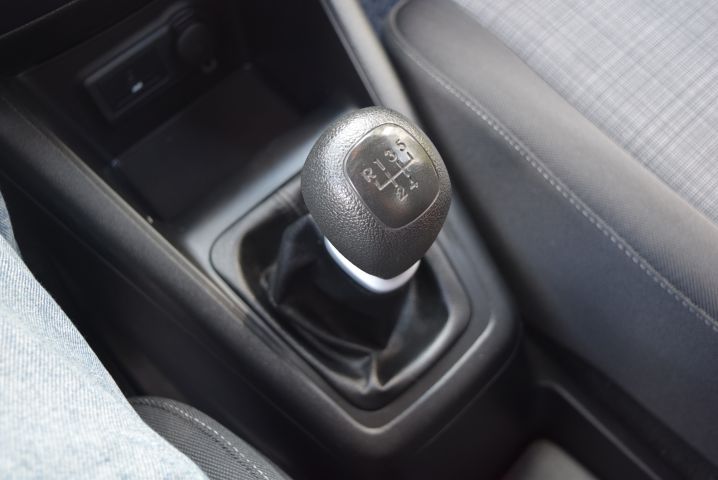 821255-31 KIA VENGA 1.4 EX VENGA, 2010, 89 hp