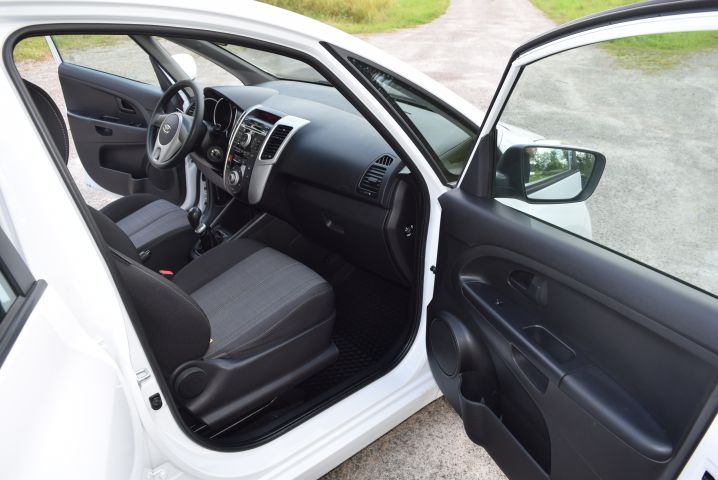 821255-40 KIA VENGA 1.4 EX VENGA, 2010, 89 hp