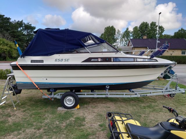 821391-2 FJORD 650 SE with cart