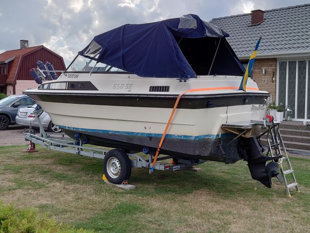 821391-5 FJORD 650 SE with cart