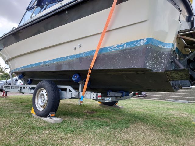 821391-16 FJORD 650 SE with cart