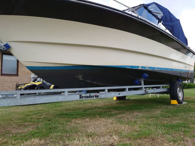 821391-17 FJORD 650 SE with cart