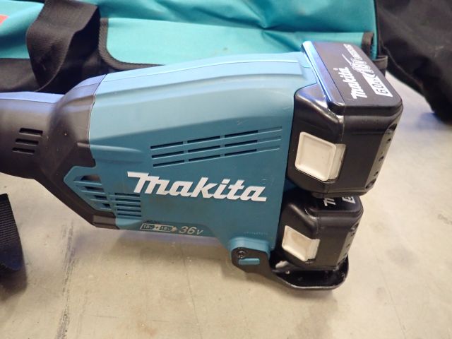 617658-3 Stort Makita elhandverktygspaket