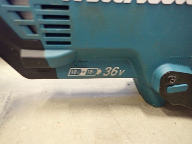 617658-4 Stort Makita elhandverktygspaket