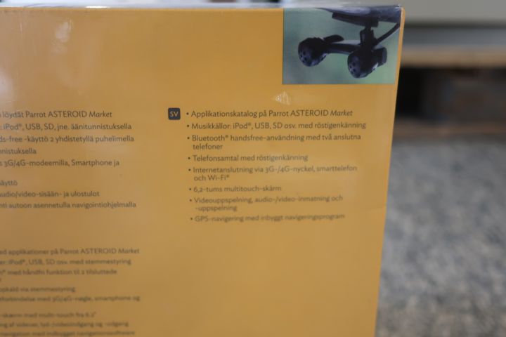 793143-5 Parrot Asteroid smart