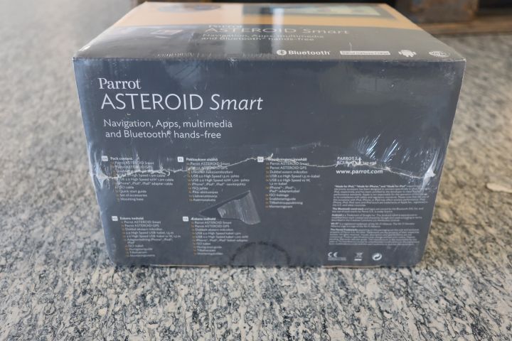 793143-8 Parrot Asteroid smart