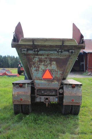 807311-4 Concrete bogie cart Scania chassis