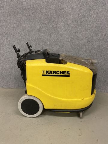 745437-3 Furniture and Carpet Cleaning Kärcher Puzzi 400