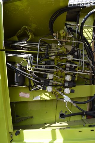 779021-35 Claas Jaguar 880 -96