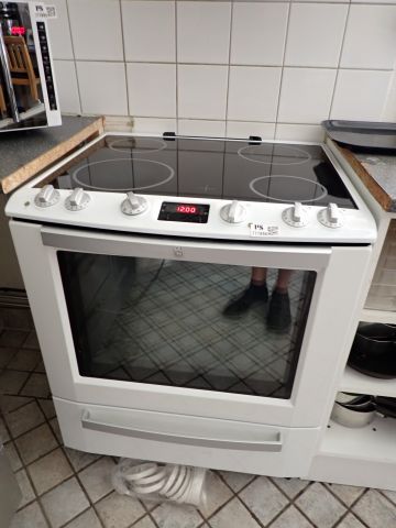 777896-1 Spis Electrolux, bredd 70 cm