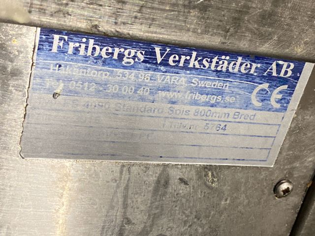 803536-3 Restaurant stove with four plates, Fribergs