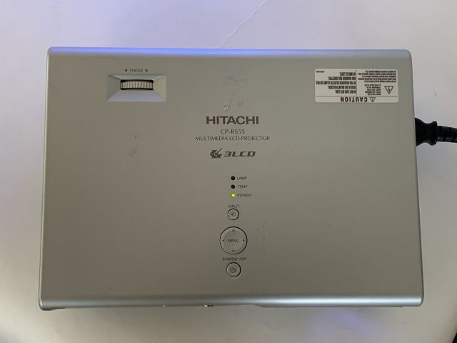 711908-7 Hitachi CP-RS55 projector