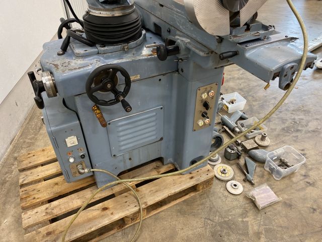 789984-13 Grinding machine Makino C-40