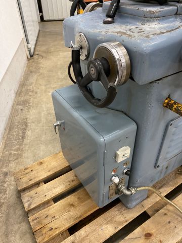 789984-15 Grinding machine Makino C-40