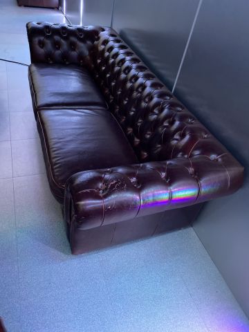 803551-6 Furniture type "Chesterfield", sofa and armchairs