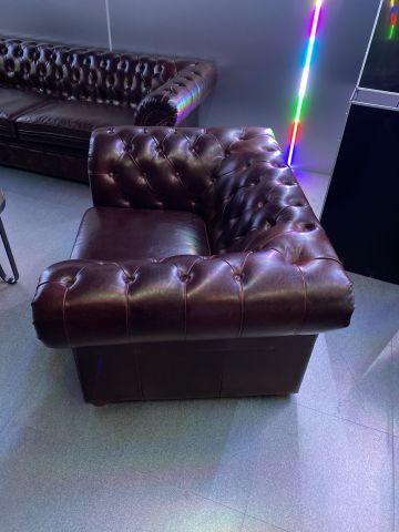 803551-8 Furniture type "Chesterfield", sofa and armchairs