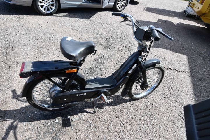 819676-2 Vespa Piaggio
