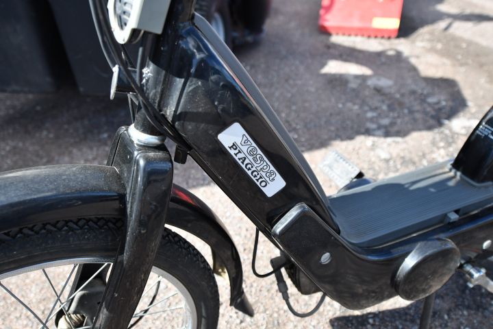 819676-8 Vespa Piaggio