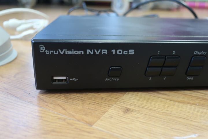 793448-6 Surveillance cameras, 3 pcs and main unit, interlogix