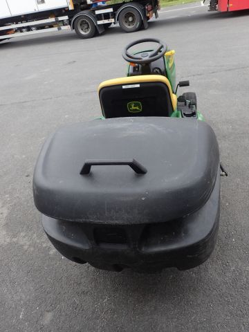 753264-6 Riding lawn mower John Deere LTR180