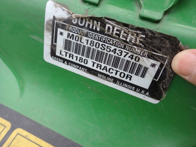 753264-22 Riding lawn mower John Deere LTR180