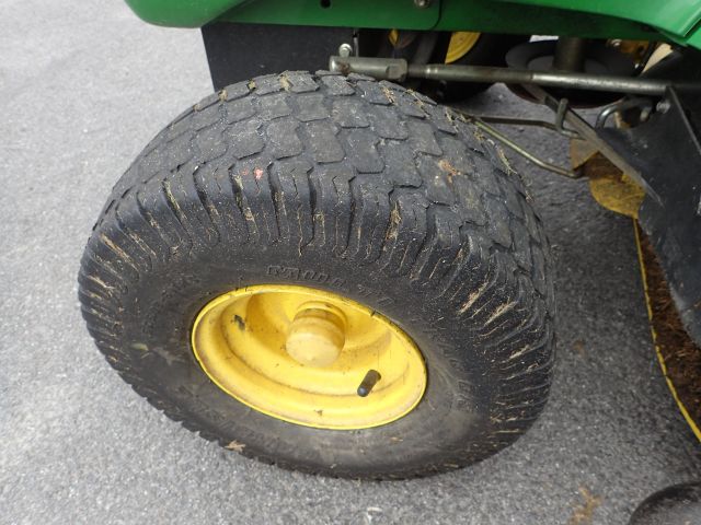 753264-25 Riding lawn mower John Deere LTR180