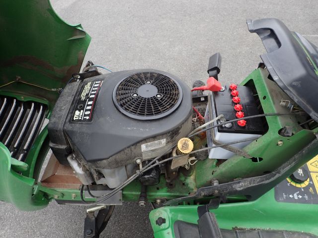 753264-48 Riding lawn mower John Deere LTR180