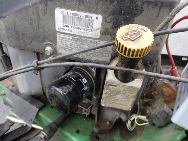 753264-51 Riding lawn mower John Deere LTR180