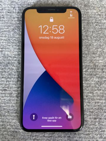 805621-2 Apple iPhone X - 256gb