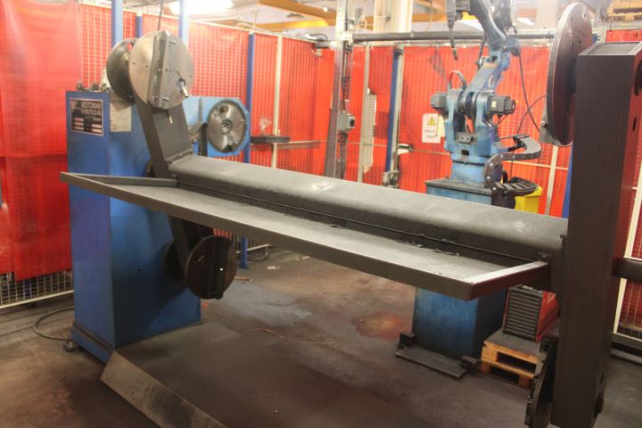 807321-3 Welding robot cell Yaskawa -98