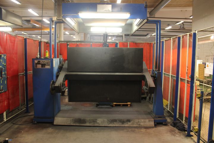 807321-7 Welding robot cell Yaskawa -98