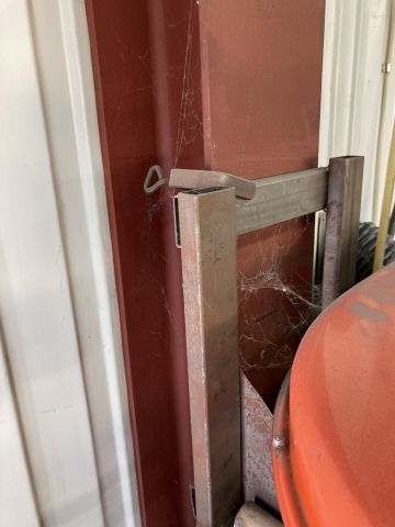 814592-9 Svetsutsug Nederman, 2 stycken väggmonterade